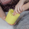 Bild in Galerie-Betrachter laden, Baby 3D Hand - & Fußabdruck ab Geburt – Alginat & Keramikgips einzeln oder als Set - Atelier Body - pArts