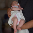 Bild in Galerie-Betrachter laden, Baby 3D Hand - & Fußabdruck ab Geburt – Alginat & Keramikgips einzeln oder als Set - Atelier Body - pArts