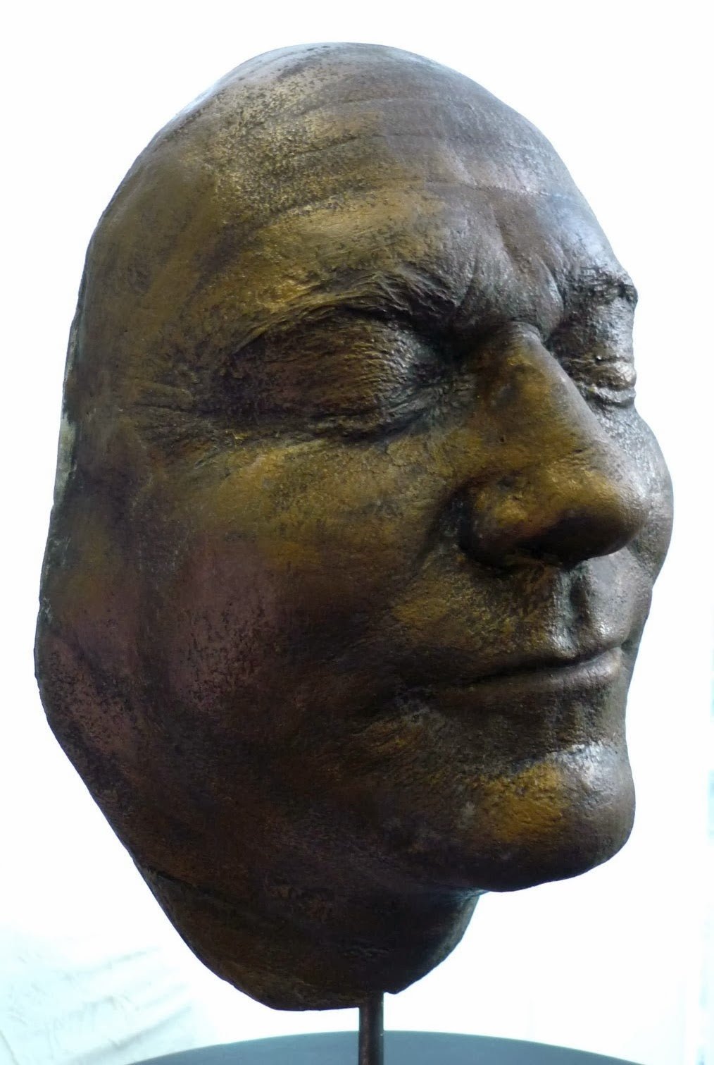 Bueste vom Gesicht nun fertig und bereits abgegeben - Atelier Body-pArts