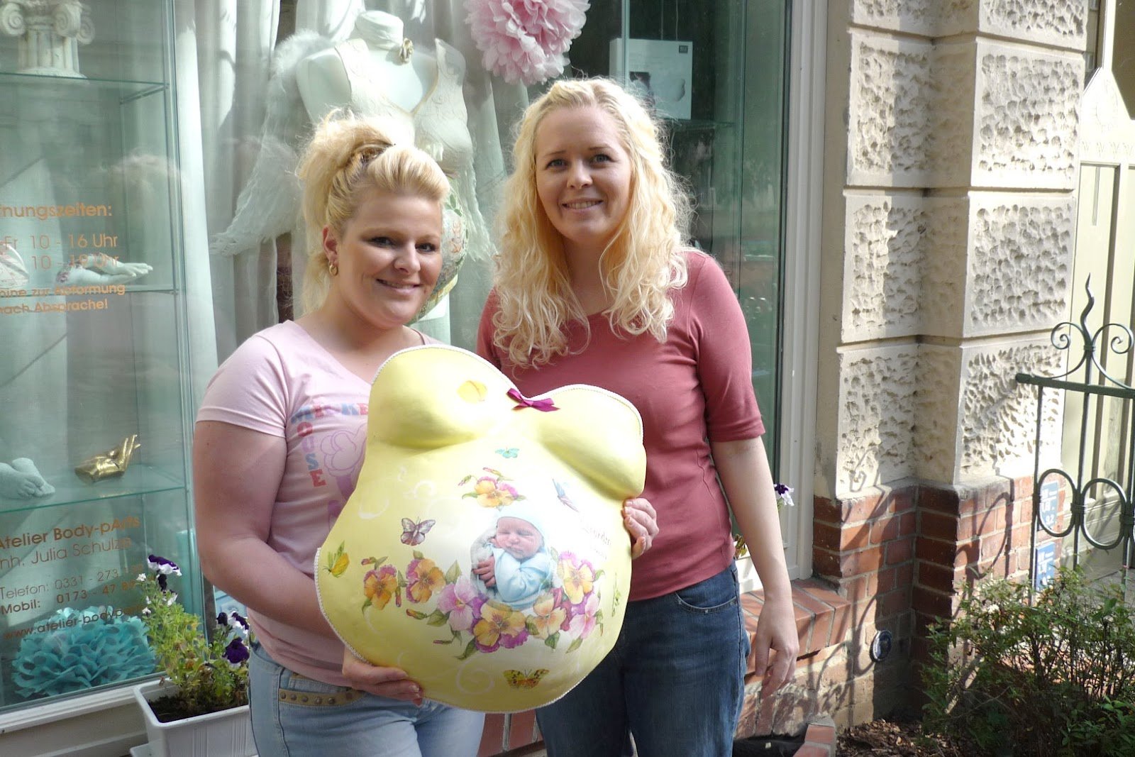 Wie bekomme ich einen Gipsabdruck vom Babybauch glatt und wie gestalte ich ihn? - Atelier Body-pArts