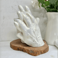 Bild in Galerie-Betrachter laden, 3D Händeabdruck für 2 Personen – detailgenauer Gipsabdruck, Hand in Hand - Atelier Body - pArts
