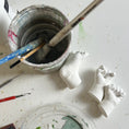 Bild in Galerie-Betrachter laden, Baby 3D Hand - oder Fußabdruck, Veredelung & Lackierung bis 6 Monate - Atelier Body - pArts
