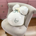 Bild in Galerie-Betrachter laden, Eleganter Babybauch-Gipsabdruck aus der Schwangerschaft, veredelt und lackiert im Classic Design von Julia Schulze. - Atelier Body - pArts

