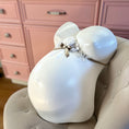 Bild in Galerie-Betrachter laden, Handgefertigter und lackierter Babybauch-Gipsabdruck im Classic Design, Atelier Julia Schulze, Erfurt.
 - Atelier Body - pArts
