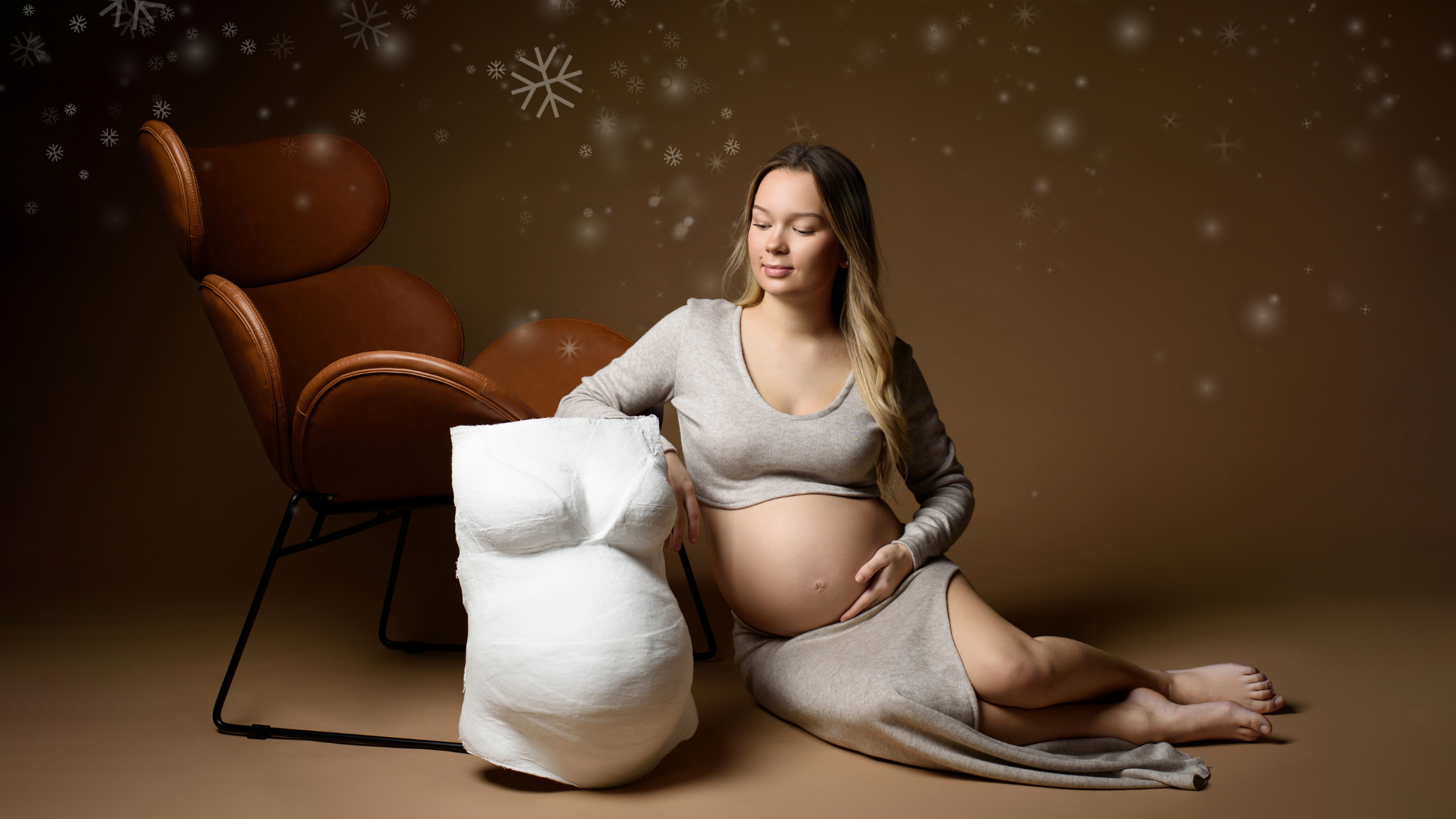 gipsabdruck babybauch abformung mit BH geschenk zur geburt weihnachten veredelung aufarbeitung babybauchabdruck atelier bodyparts erfurt thüringen Julia Schulze